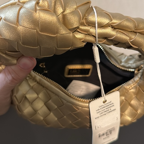 Urban Expressions Gold Tracy Woven Clutch Vegan Material Designer Inspired NWT - Picture 8 of 10